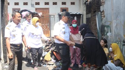 Wali Kota Makassar Kunjungi Warga Korban Kebakaran di Jalan Rappokalling