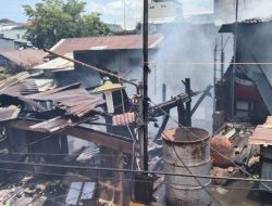 Gerak Cepat Camat Bontoala, Tangani Kebakaran di Jalan Kangkung Timur