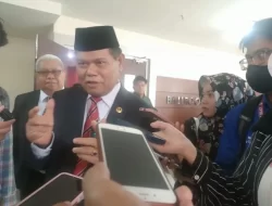 Polemik Pergantian WR 3, Rektor UNM Sebut Diistirahatkan