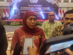 Khofifah Temui Masyarakat Jatim di Sulsel