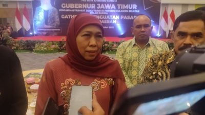 Khofifah Temui Masyarakat Jatim di Sulsel