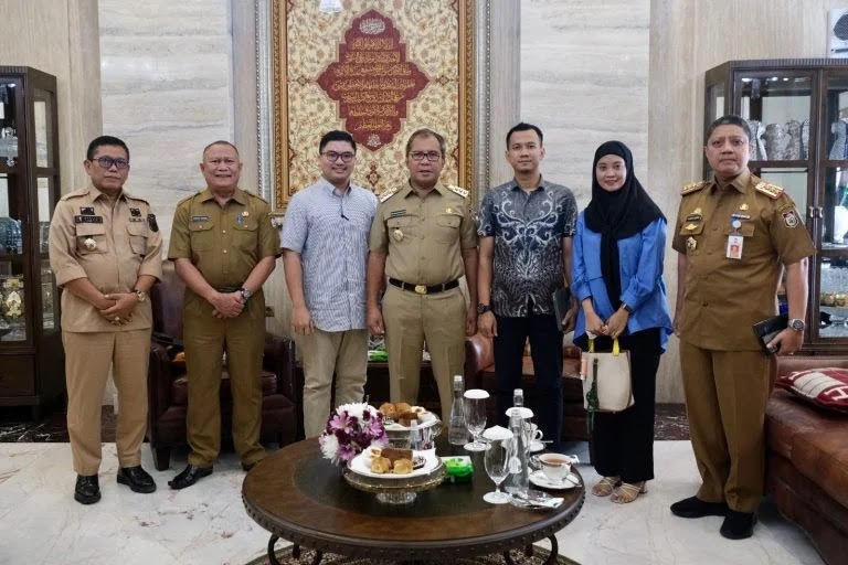 Kepala Balitbangda Dampingi Wali Kota Bertemu Stafsus Presiden Jokowi