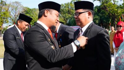 2.398 PNS Pemprov Sulsel Terima Tanda Kehormatan Satyalencana Karya Satya