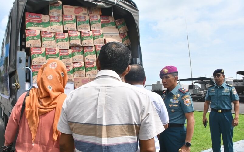 Lantamal VI Makassar Salurkan Bantuan Logistik ke Kabupaten Luwu