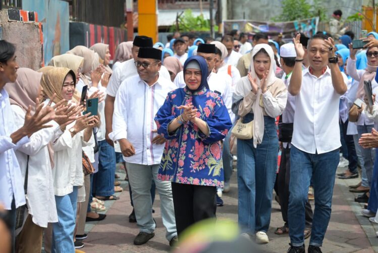 Ketua TP PKK Makassar Hangatkan Suasana Halalbihalal Kecamatan Ujung Tanah