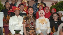 Budaya Bugis – Makassar Tampil Pukau Gibran di Rakernas Apeksi 2024 Budaya Bugis – Makassar Tampil Pukau Gibran di Rakernas Apeksi 2024