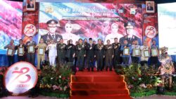 Danny Dapat Penghargaan di HUT Polri Ke-78