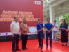 Danny Bawa Pulang Alumni Award 2024 pada Dies Natalis 64 Teknik Unhas