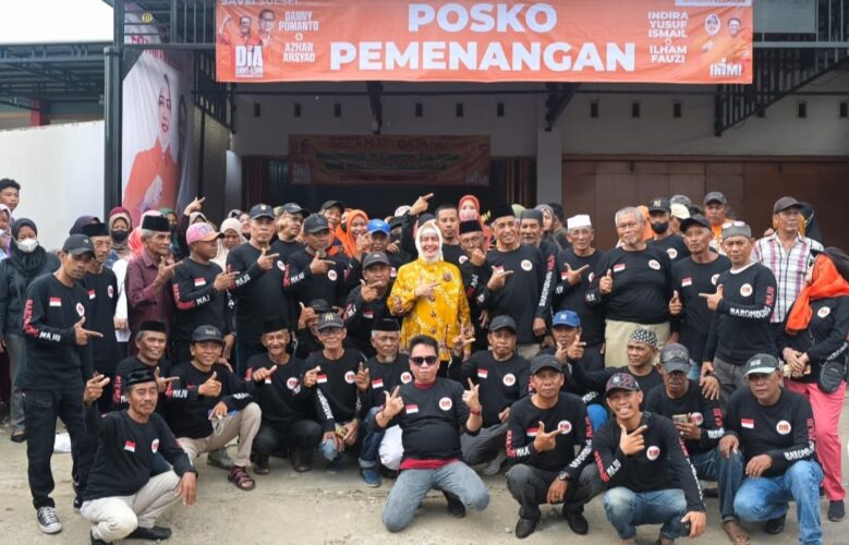 Komunitas Masyarakat Barombong Deklarasi Dukung Pasangan Indira-Ilham Fauzi di Pilwali 2024