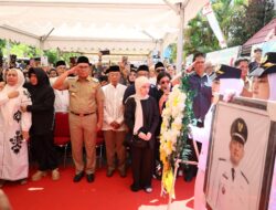 Isak Tangis Pecah Iringi Pelepasan Syahrial Syamsuri, Pamong Terbaik Pemkot Makassar