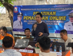 Tim ICT Diskominfo Makassar Berikan Pelatihan Pemasaran Online untuk UMKM