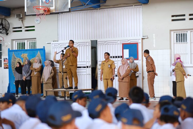 Diskominfo Makassar Gencarkan Edukasi Keamanan Siber Melalui Program Goes to School