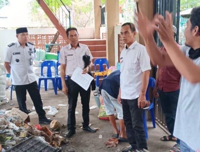 Pastikan Pengolahan Sampah Berjalan Maksimal, Camat Sangkarrang Kunjungi TPS3R di Barrang Lompo