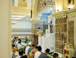 Kehadiran Munafri Arifuddin di Masjid Hikmah Lebih dari Sekadar Silaturahmi