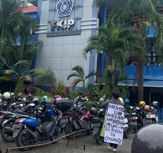 Mahasiswa Unismuh Gelar Aksi Solo Soroti Kasus Kekerasan Seksual di Kampus