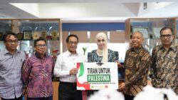 AAS Foundation dan PT Tiran Group Serahkan Beasiswa untuk Mahasiswa asal Palestina