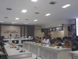 Relokasi Pedagang Tak Boleh Matikan Usaha Kecil