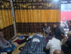 Munafri Arifuddin Disambut Haru oleh Keluarga Abay, Korban Kericuhan DPRD Makassar