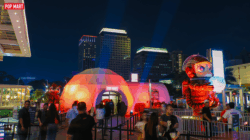 POP MART Hadirkan Pameran MEGA SPACE MOLLY: Hello Moon di Jakarta