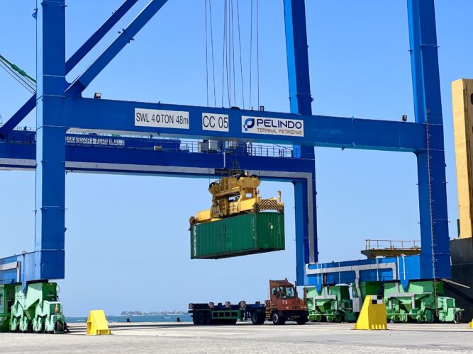 Pelindo Kembali Masuk Daftar Fortune Indonesia 100