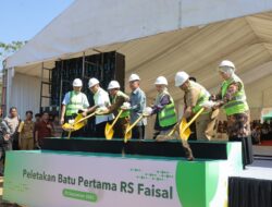 Munafri Dampingi JK Letakkan Batu Pertama di RS Islam Faisal