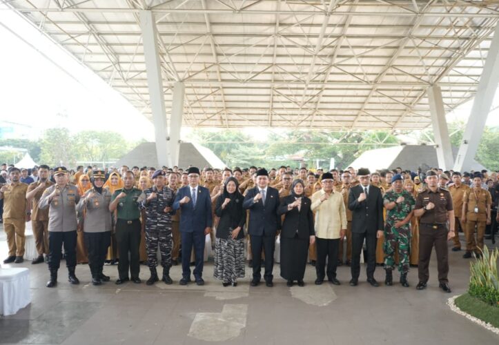 Wali Kota Makassar Lantik 263 Pejabat Eselon IV, Tekankan Peran Lurah sebagai Ujung Tombak Pelayanan