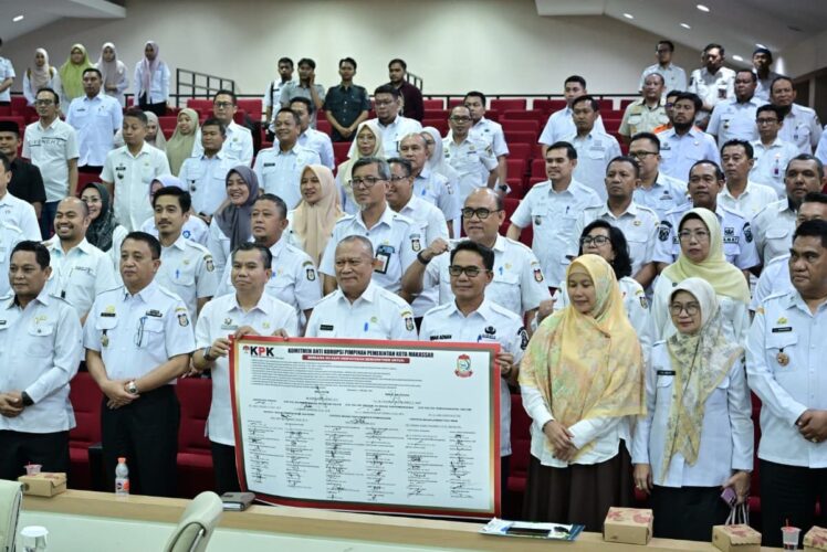 Hadiri Penandatanganan Pakta Integritas, Camat Rappocini Berikrar Lawan Korupsi