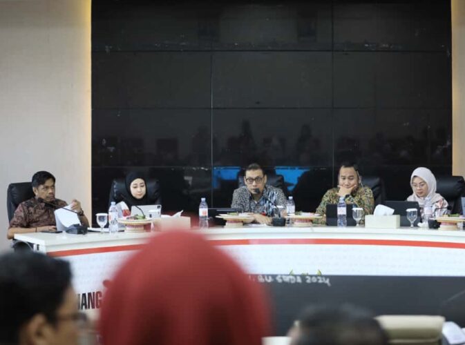 Sekda Makassar Sambut Evaluator KemenpanRB Bahas Evaluasi AKIP 2025