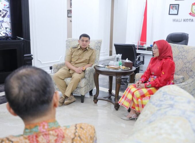 Kemendikdasmen Puji Terobosan Munafri Soal Insentif Guru di Pulau
