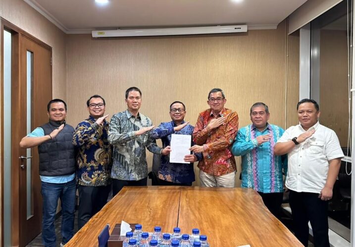 Pelindo Regional 4 dan PT Eastern Teken Kerja Sama Layanan Kepelabuhanan