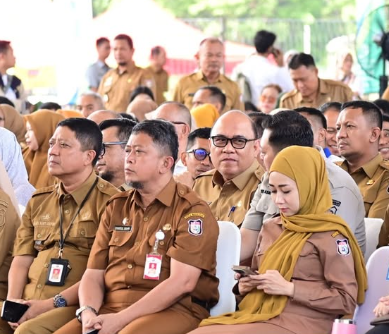 • Pemkot Luncurkan Makassar Berjasa, Mario Said: Wujud Kepedulian Nyata