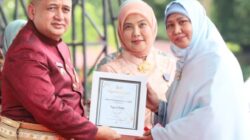 Munafri – Aliyah Berbagi Bantuan Pendidikan hingga Penghargaan di Upacara HUT Ke 418 Kota Makassar