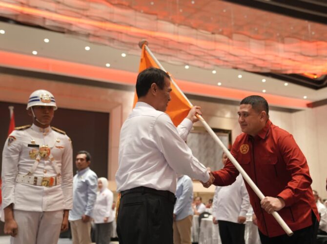 Munafri Arifuddin Resmi Nahkodai IKA Fakultas Hukum Unhas, Siap Isi Ruang Strategis Pembangunan