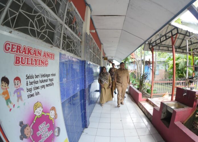 Kunjungi SD Inpres IKIP, Munafri Arifuddin Kenang Masa Pertama Sekolah