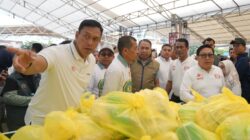 Pasangan MULIA Dampingi Mentan RI Tinjau Pasar Murah & Kesehatan Gratis HUT KKSS