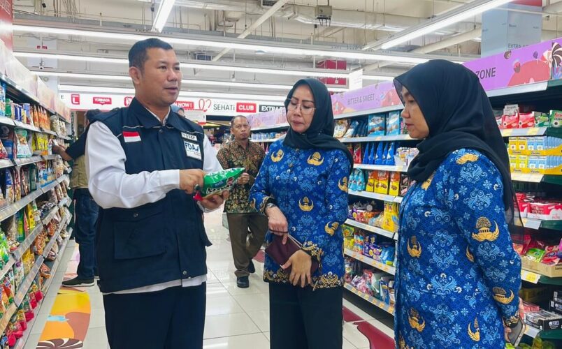 BBPOM Imbau Masyarakat Tidak Beli Produk Kemasan Penyok dan Kedaluwarsa