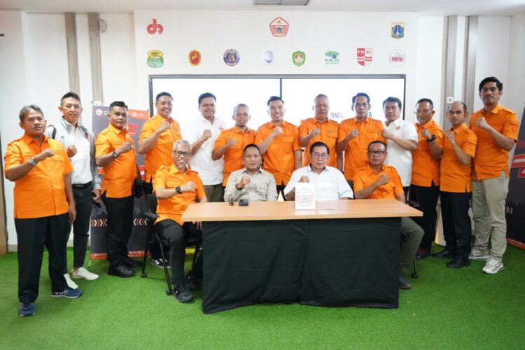 Berkunjung ke KONI Jakarta, Ismail dan Rombongan Bawa Pulang Oleh-oleh Berharga