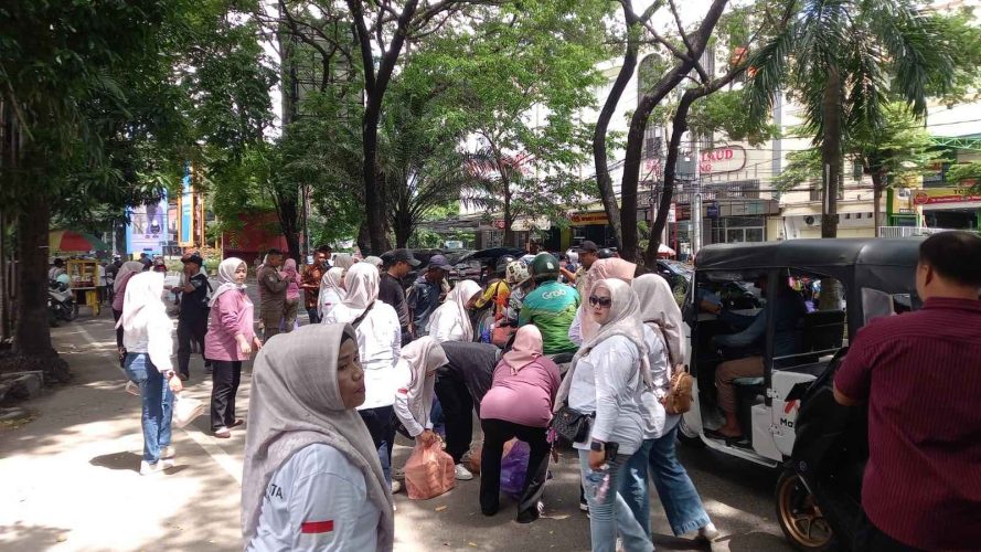 Ikawan dan DWP DPRD Makassar Gelar Jumat Berbagi, Semarakkan HUT ke-418 Kota Makassar