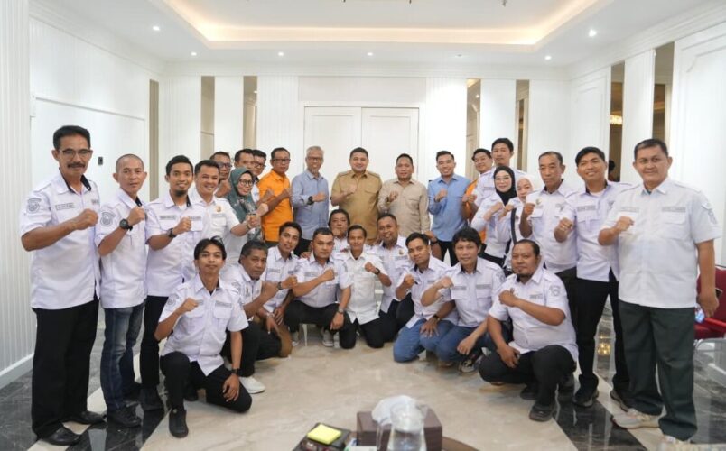 Wali Kota Makassar Dorong Pengurus KONI Kecamatan Perkuat Pembinaan Atlet hingga Tingkat Sekolah