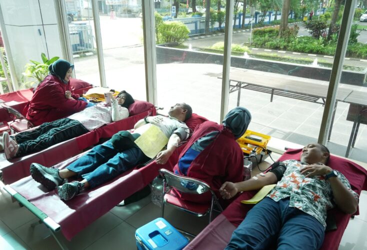 Peringati Bulan K3 2026, Pelindo Group Wilayah Makassar Gelar Donor Darah