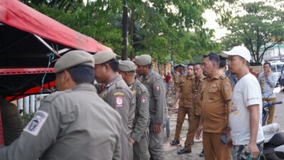 Kembalikan Fungsi Trotoar, Pemerintah Kecamatan Biringkanaya Tertibkan PKL