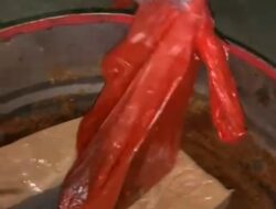 Teror Kepala Kambing Busuk Gegerkan Rumah Makan di Makassar