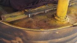 Anak Muda Makassar Sukses Sulap Sampah Plastik Jadi BBM