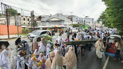 Semarak Sambut Ramadan, SIT Ibnu Sina Gelar Tarhib dan Pawai