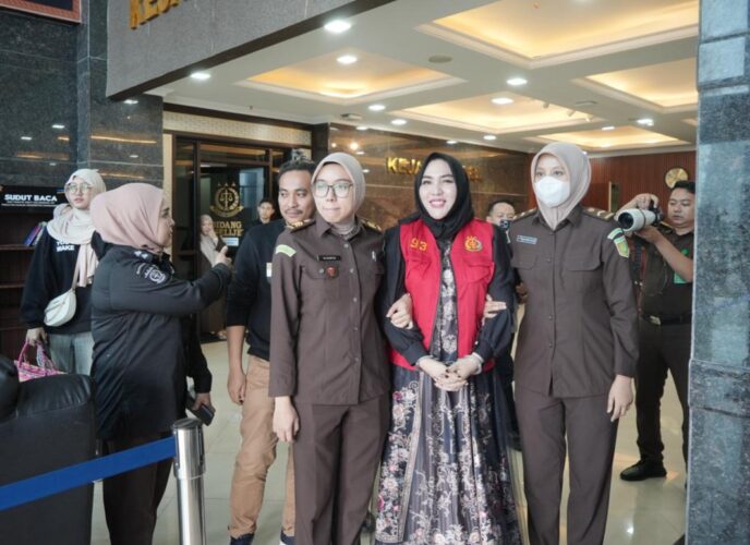 Terpidana Kasus Kosmetik Berbahaya Mira Hayati Dijebloskan ke Lapas Makassar