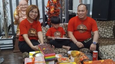 Mengintip Keluarga Hengky Rachmat Jaya Soetioso Rayakan Imlek