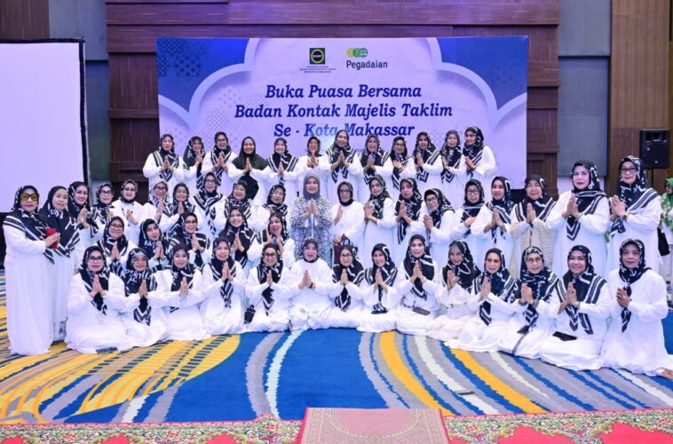 Eratkan Kebersamaan Majelis Taklim dalam Buka Puasa Bersama BKMT Makassar