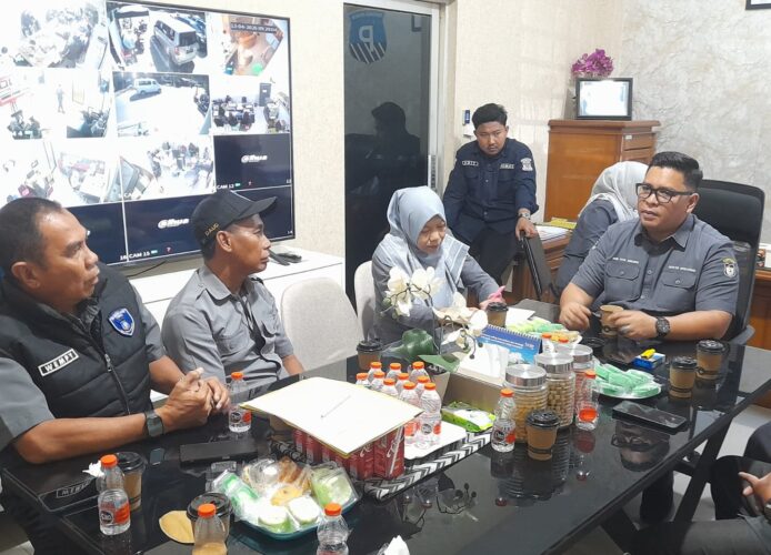 Perumda Parkir Makassar Gencarkan Penindakan Jukir Liar dan Praktik Penjualan Lahan Parkir