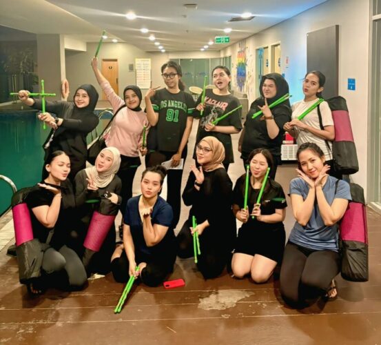 Vasaka Hotel Makassar Rayakan Hari Kartini dengan Pound Fit