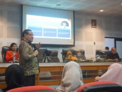 Refleksi Hardiknas, Departemen Ilmu Politik Unhas Bersama Bawaslu RI Dorong Literasi Demokrasi Mahasiswa